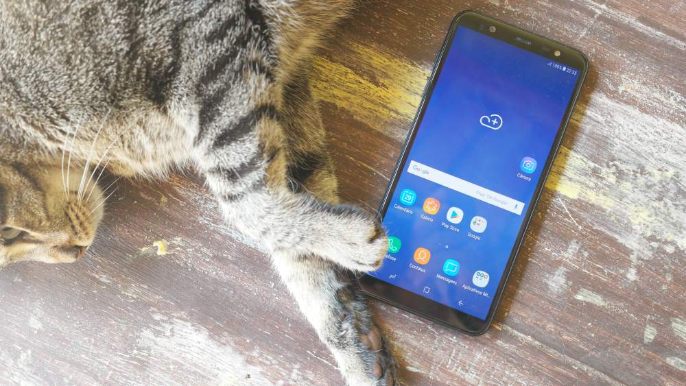 Examen Samsung Galaxy J8 Galaxy, offre de cheveux chers  Deathrow Speaks